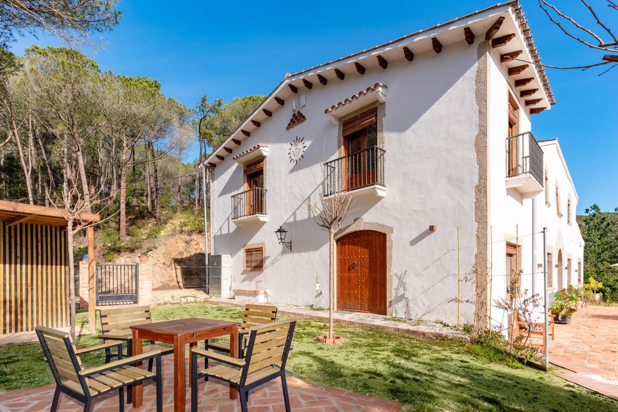 La Terraza - Grosszuegiges Appartment In Katalanischer Masia Sant Iscle De Vallalta Dış mekan fotoğraf